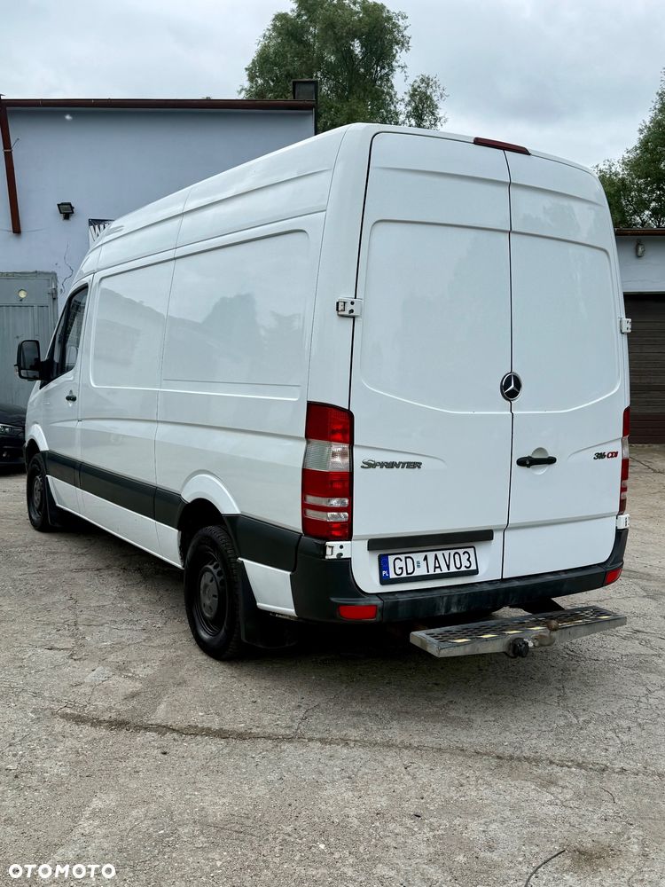 Mercedes-Benz Sprinter - 8
