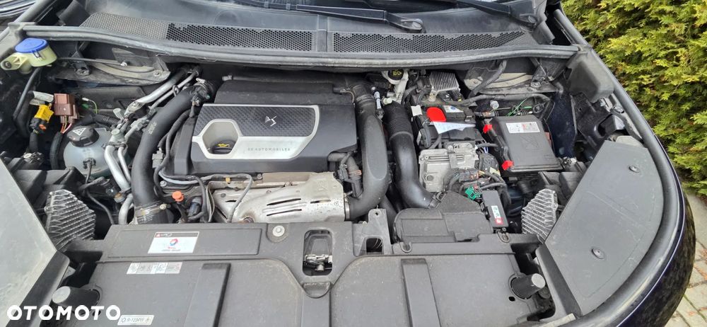 DS Automobiles DS 7 Crossback 1.6 E-Tense Bastille + - 40