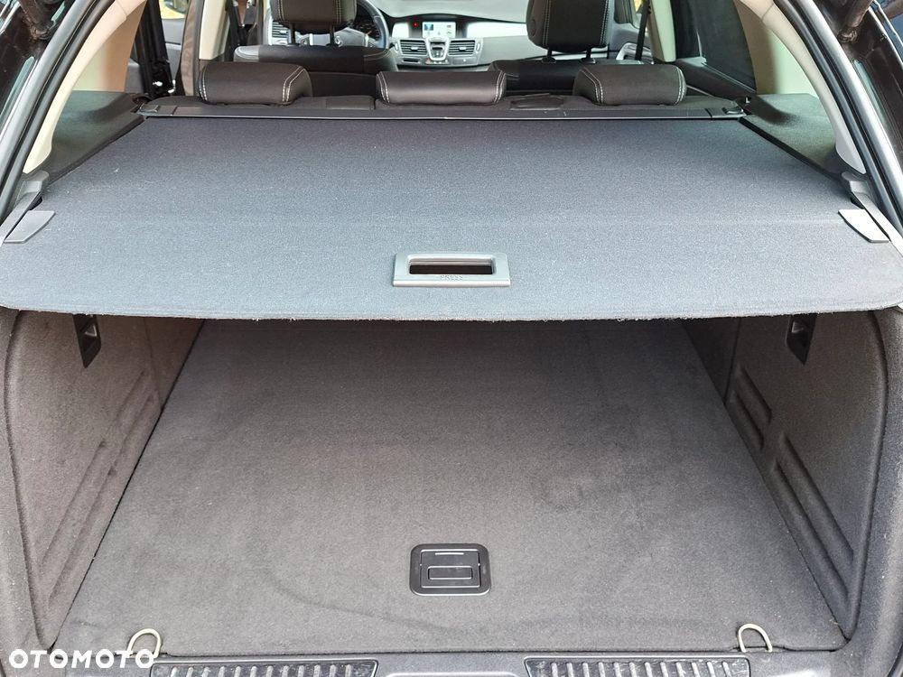 Renault Laguna 2.0 dCi Initiale - 15