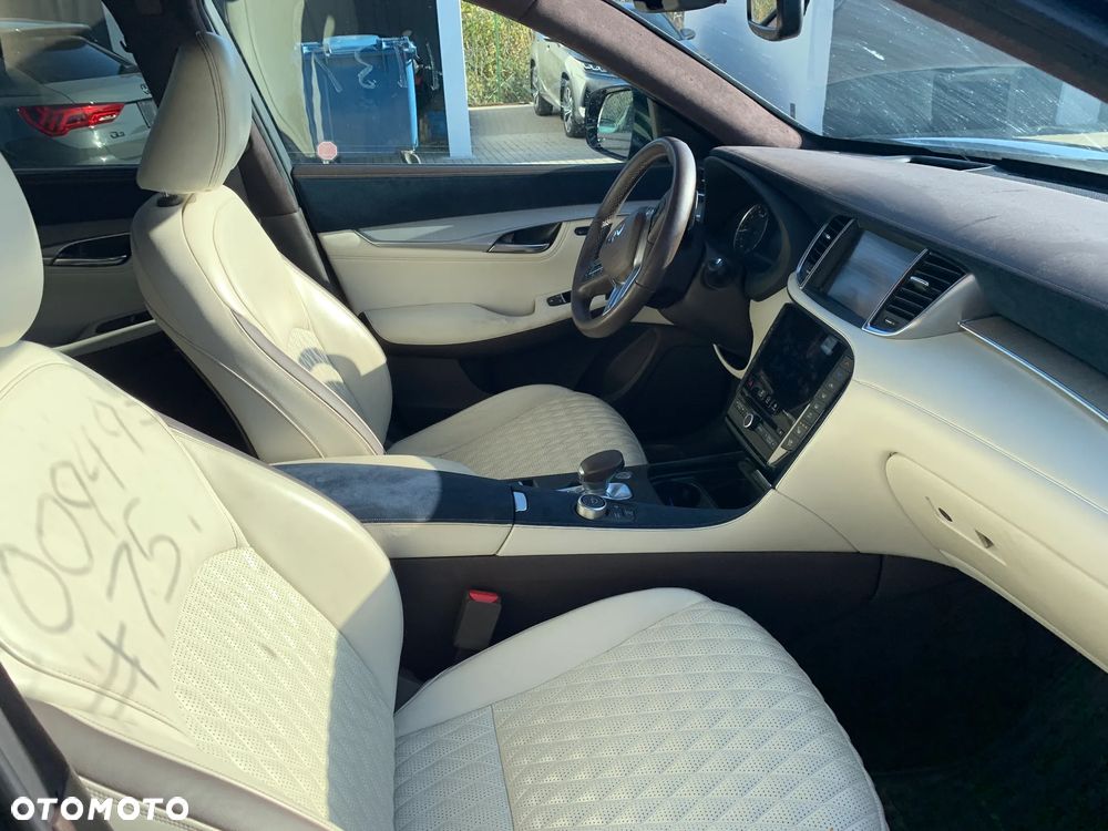 Infiniti QX50 - 16