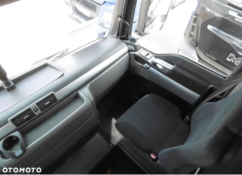 MAN TGX 18.460 XLX MEGA low deck - 4