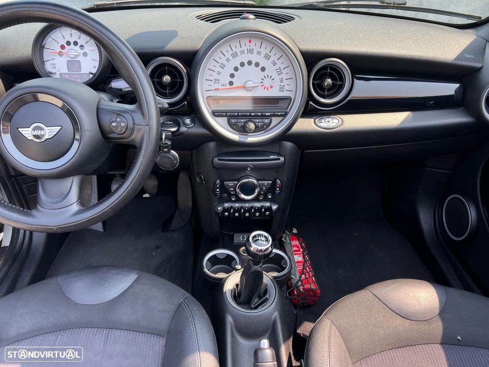 MINI Cabrio Cooper - 14