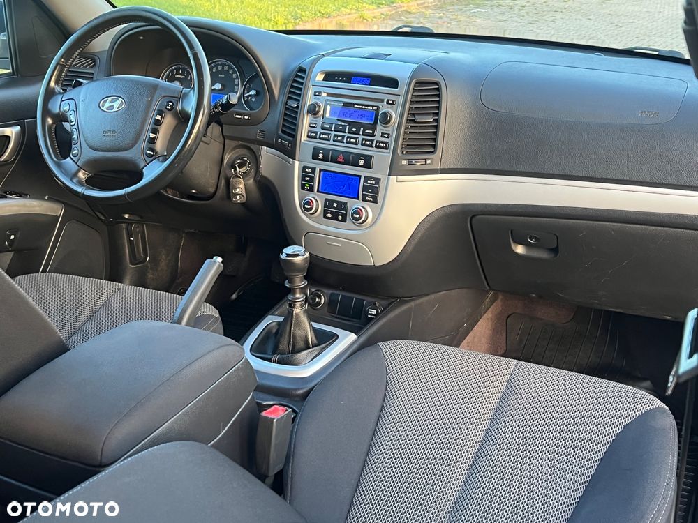 Hyundai Santa Fe 2.7 V6 2WD GLS - 21