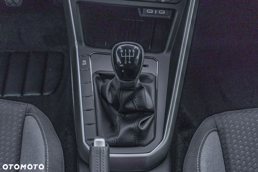 Volkswagen Polo - 24
