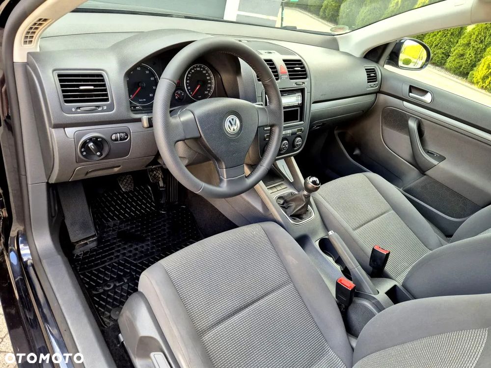 Volkswagen Golf - 15