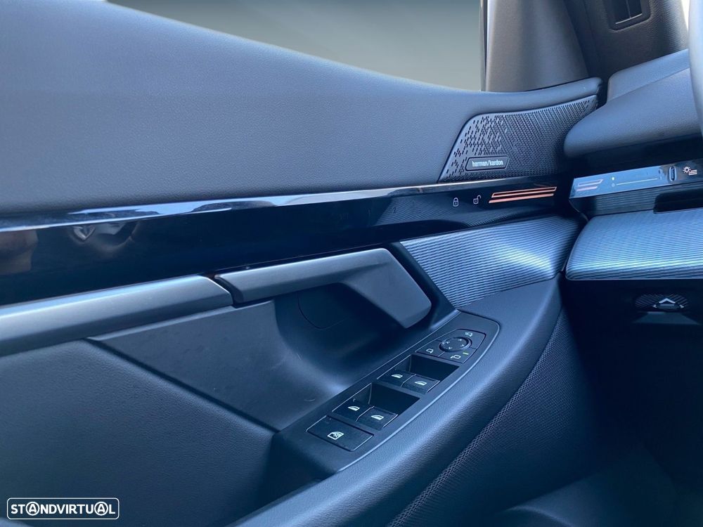 BMW 530 e Pack Desportivo M - 17