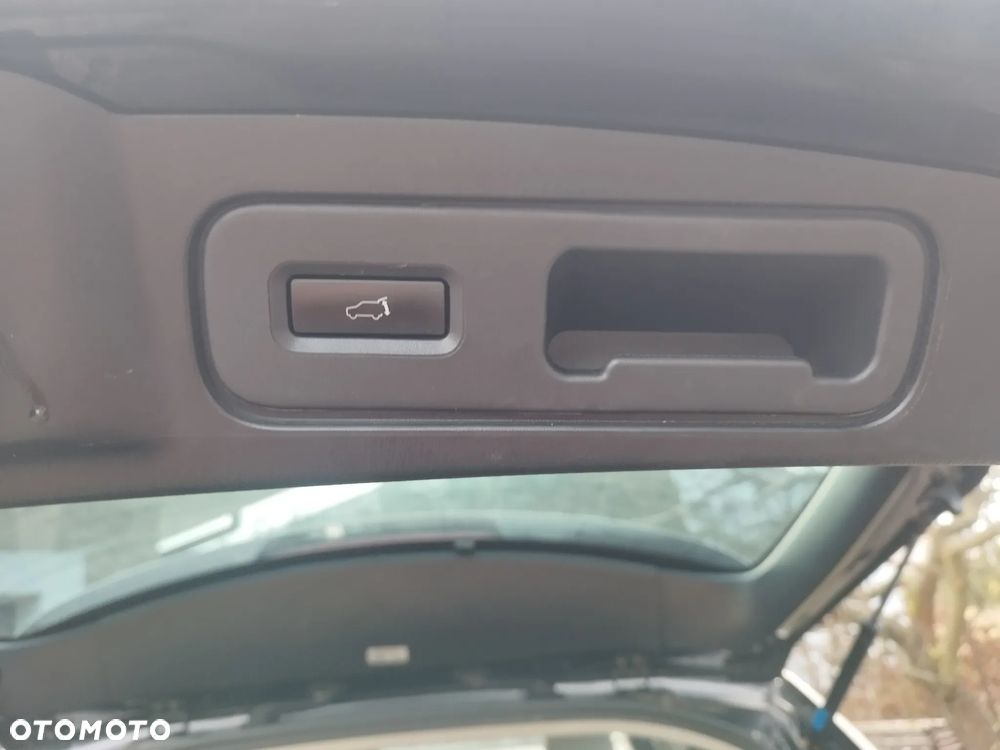Mazda CX-9 3.7 V6 Sport - 32