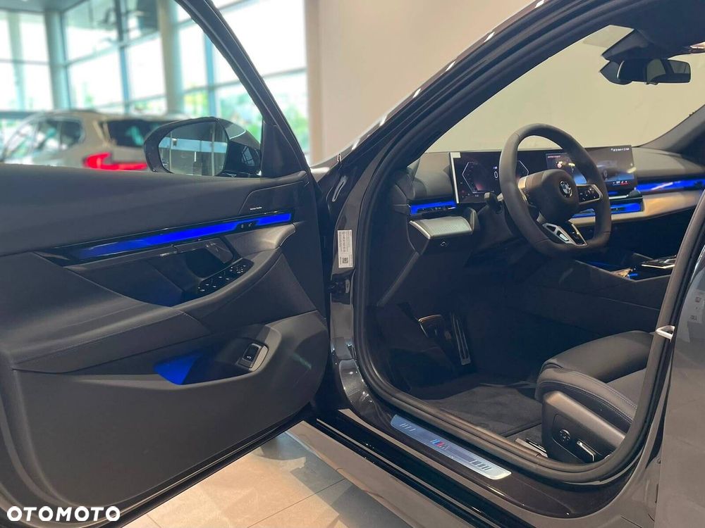 BMW Seria 5 - 11