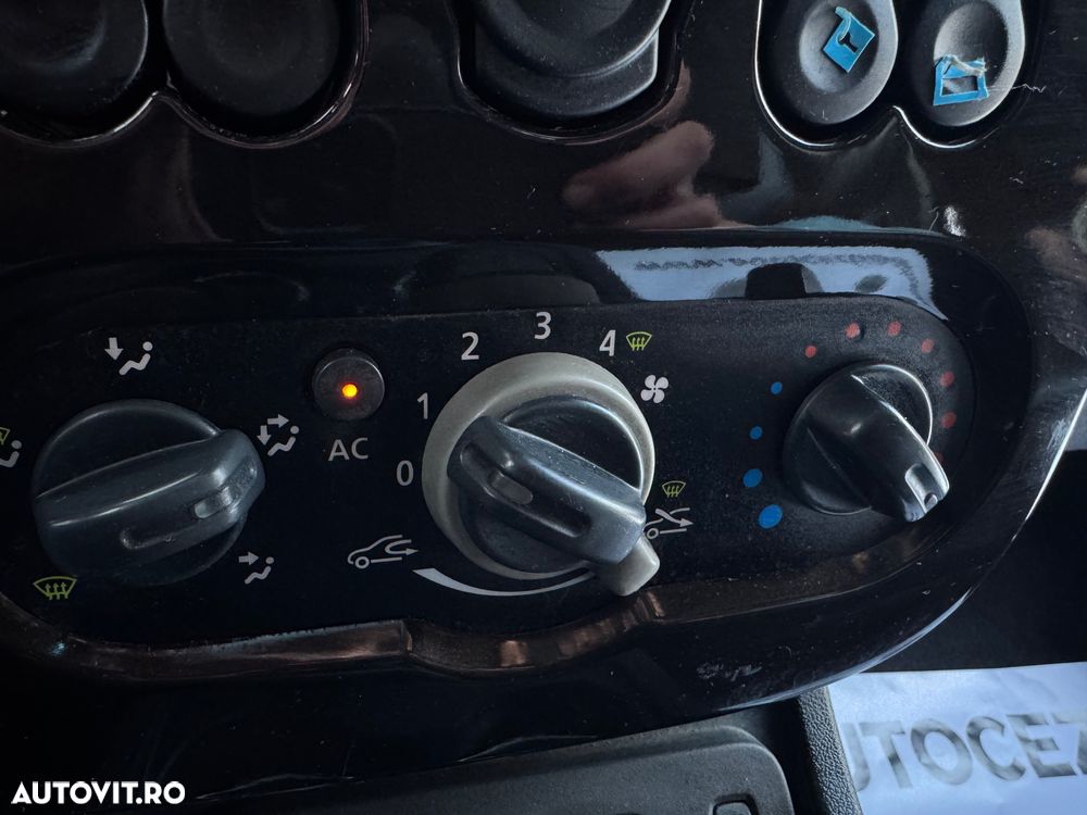 Dacia Duster 1.5 dCi 4x4 Prestige - 14