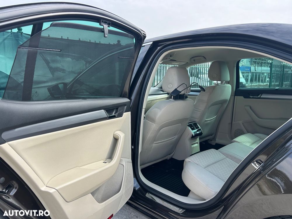 Skoda Superb 2.0 TDI 4X4 DSG Sportline - 13