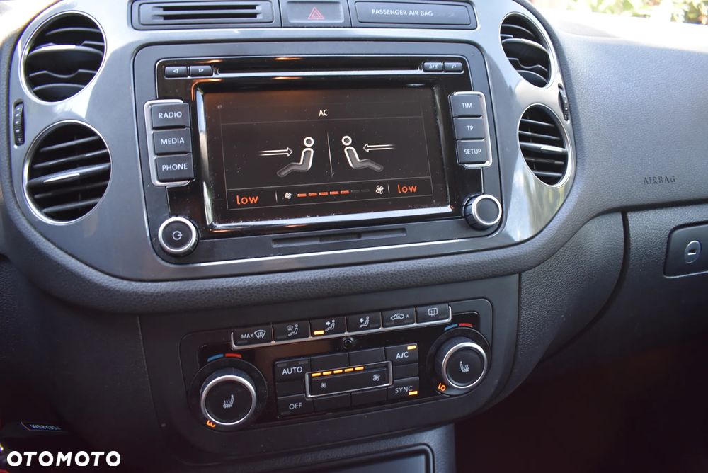 Volkswagen Tiguan 2.0 TDI SCR BlueMotion Technology Exclusive - 15