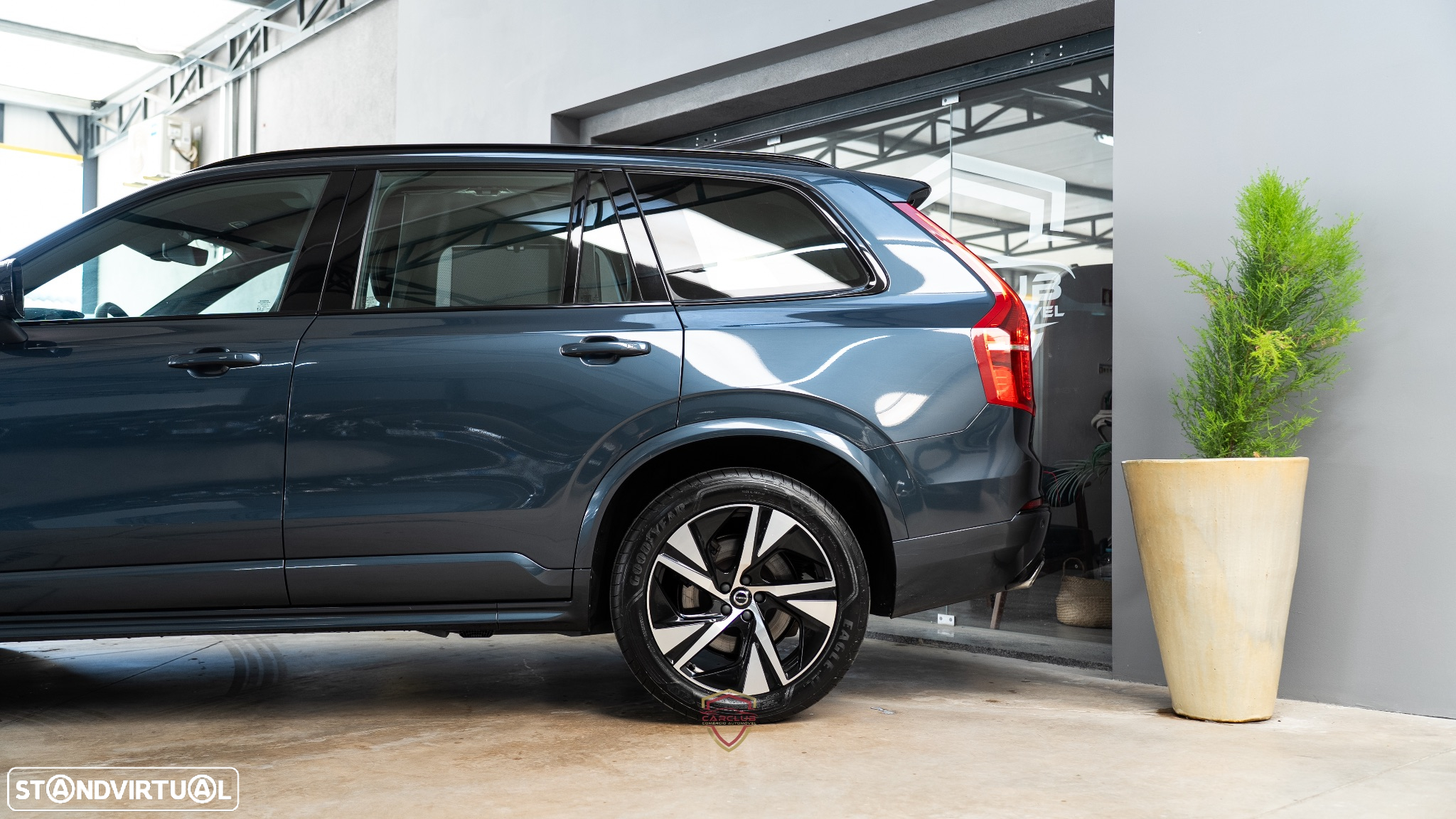 Volvo XC 90 2.0 T8 PHEV R-Design AWD - 12