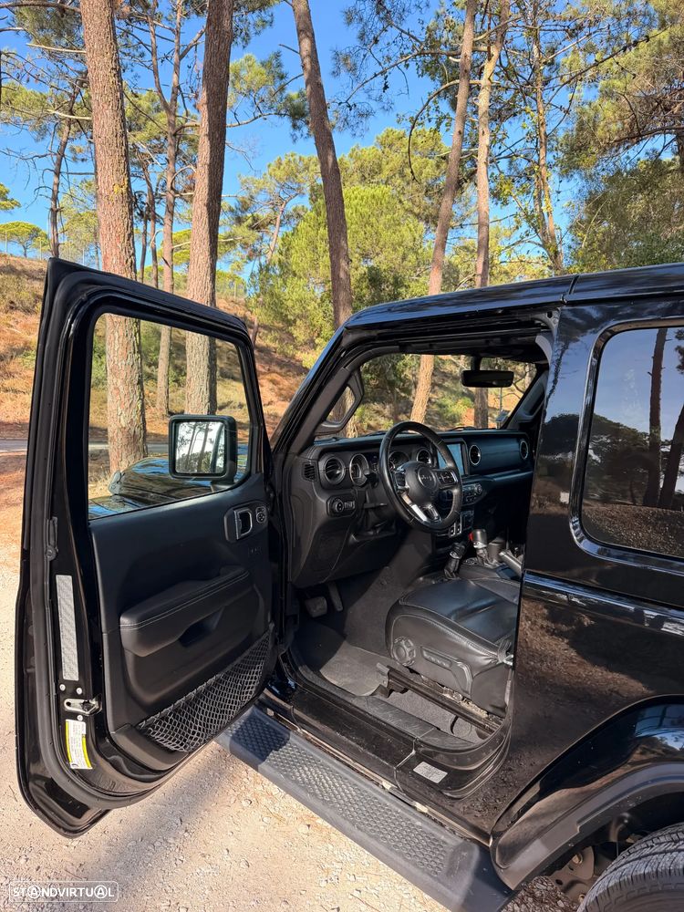 Jeep Wrangler - 18