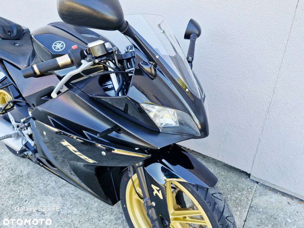 Yamaha YZF - 6