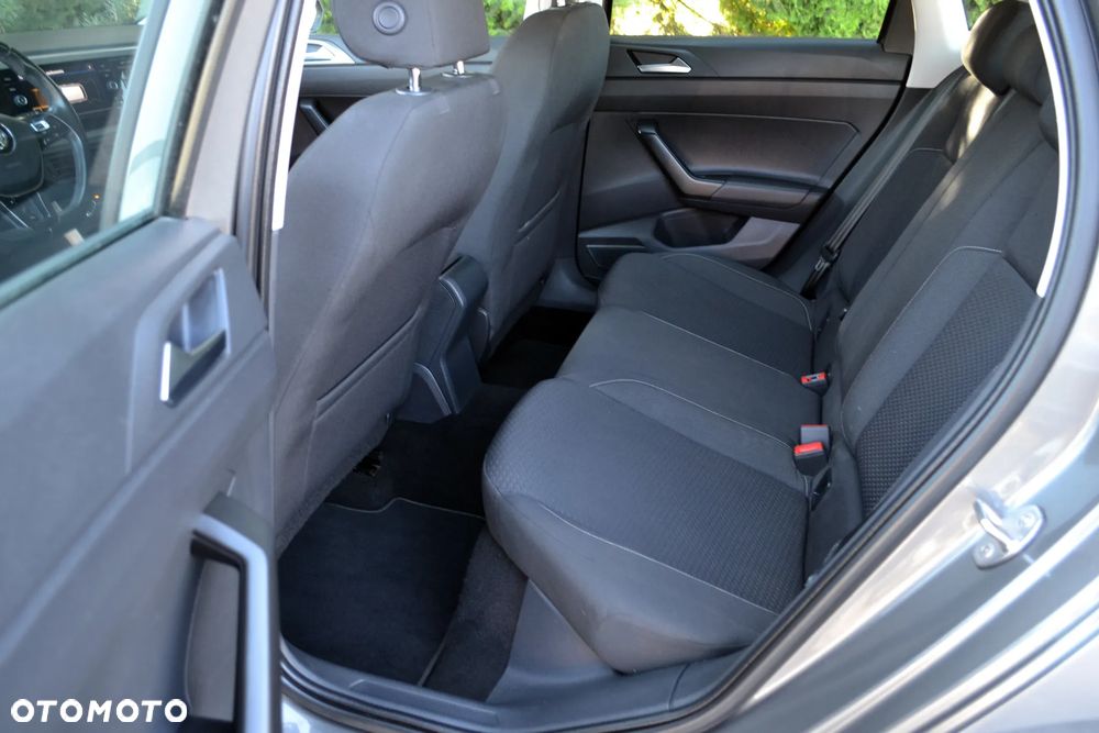 Volkswagen Polo - 26