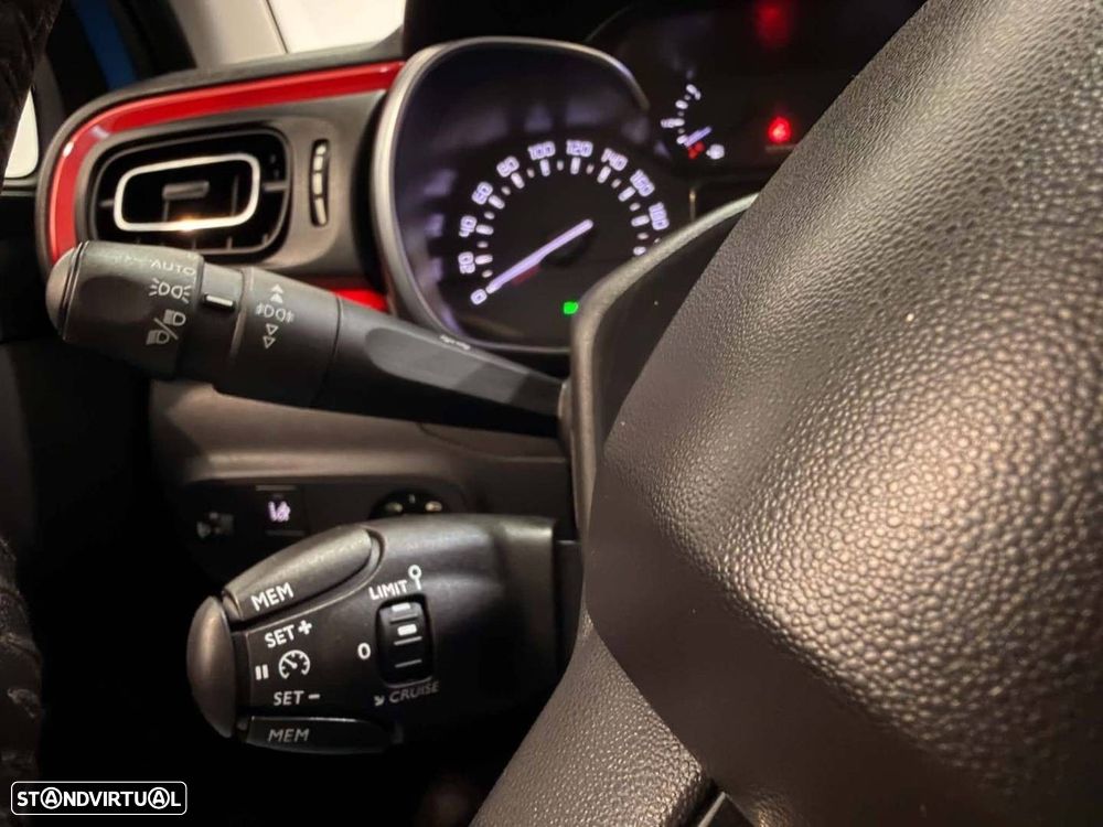 Citroën C3 1.2 PureTech Shine EAT6 - 15