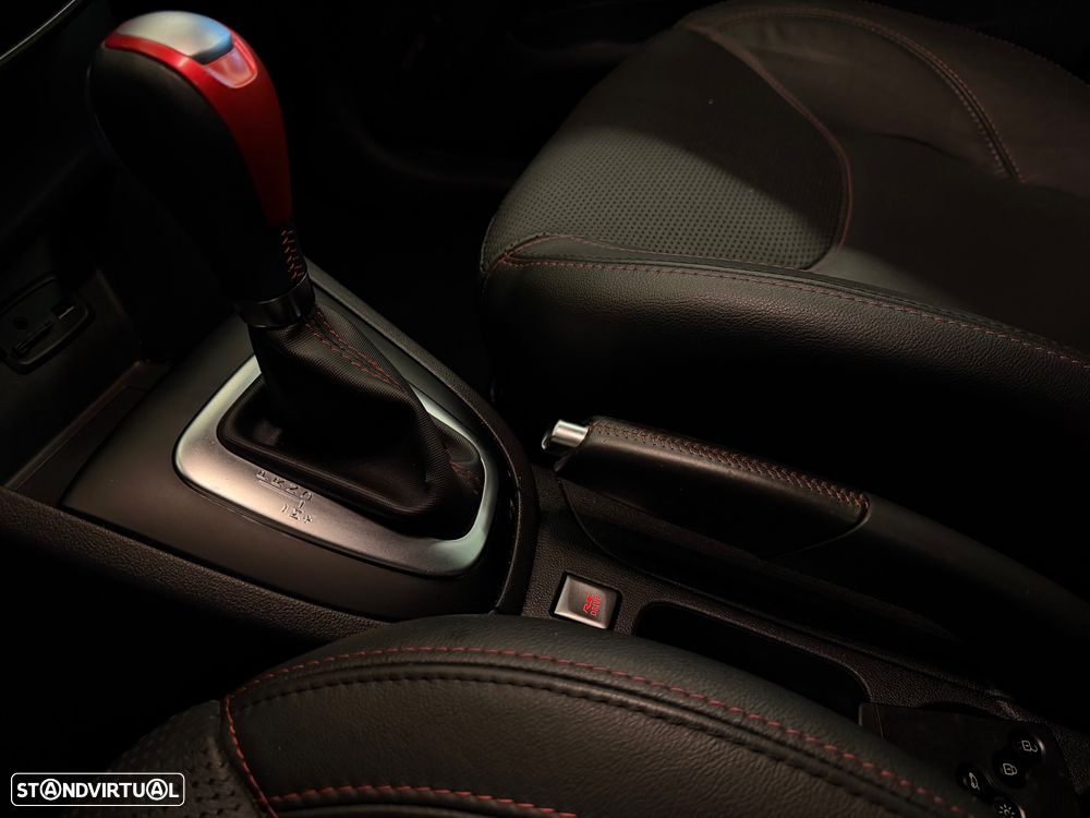 Renault Clio TCe 220 EDC R.S. Trophy - 18