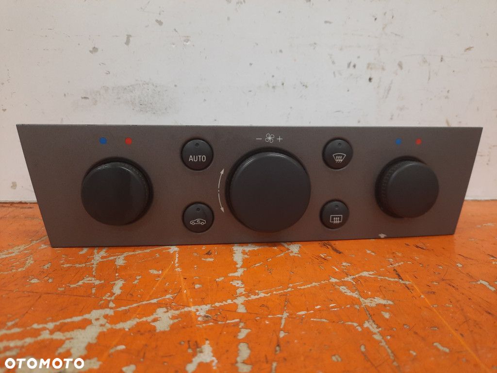 OPEL VECTRA C 02-05 PANEL STEROWANIA NAWIEWU KLIMATYZACJI13138196 - 1