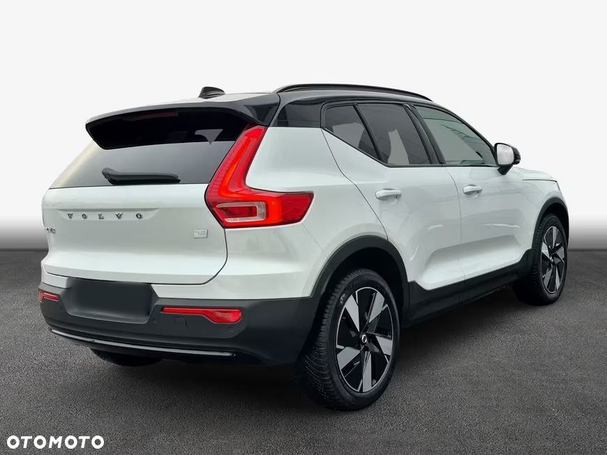 Volvo XC 40 82kWh Recharge Extended Range Plus - 4