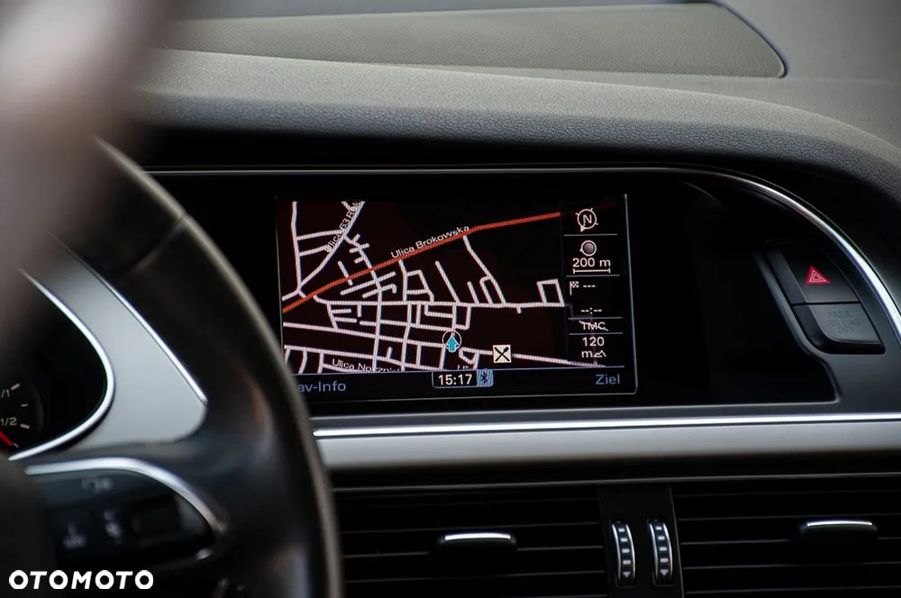 Audi A4 Limousine 1.8 TFSI Ambiente - 32