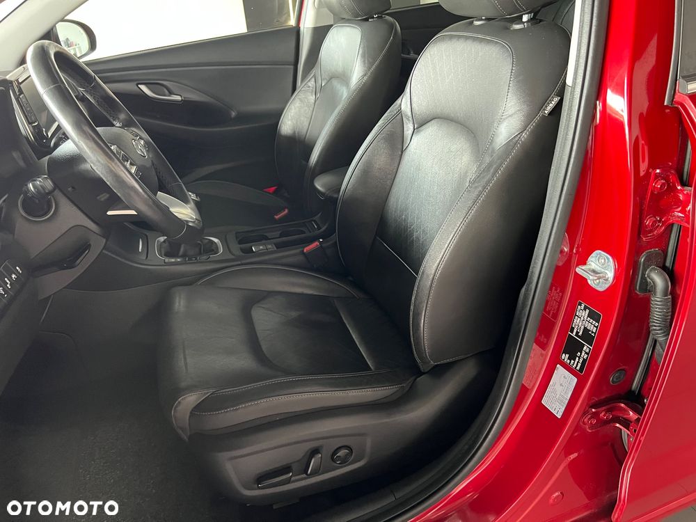 Hyundai i30 - 12