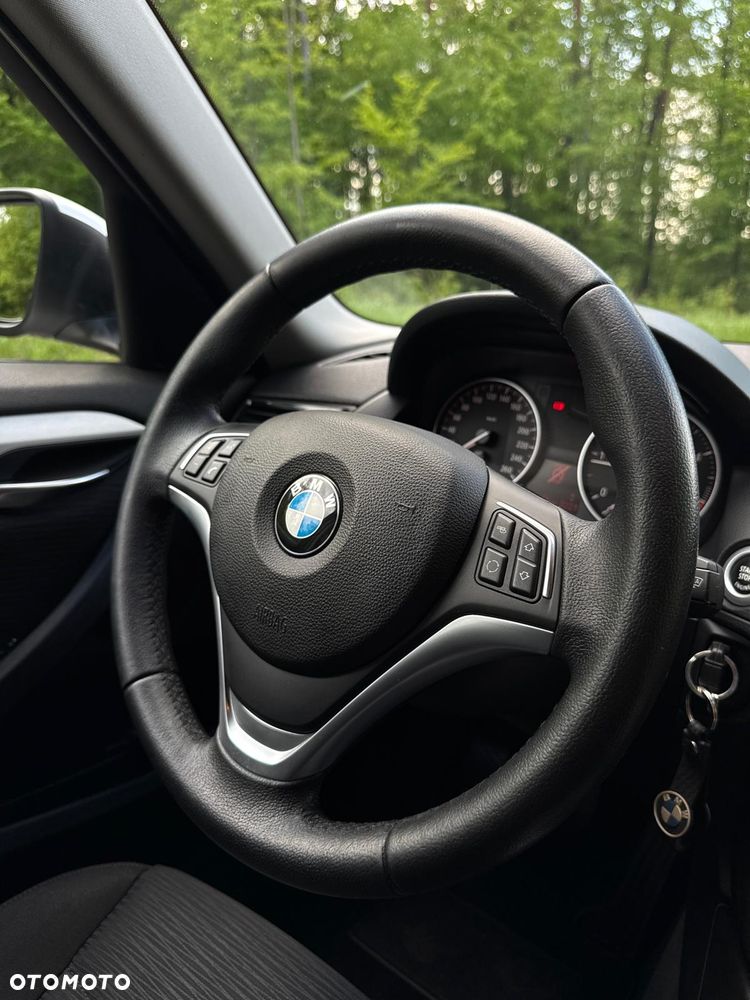 BMW X1 xDrive18d xLine - 26