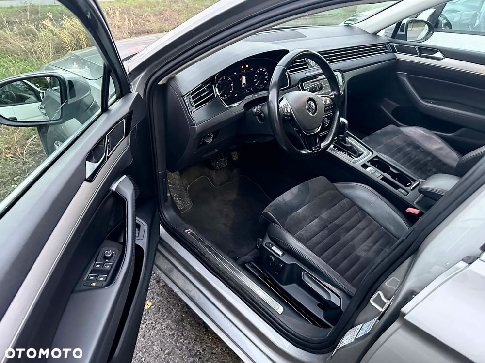 Volkswagen Passat 2.0 TDI BMT 4Mot Highline DSG - 10