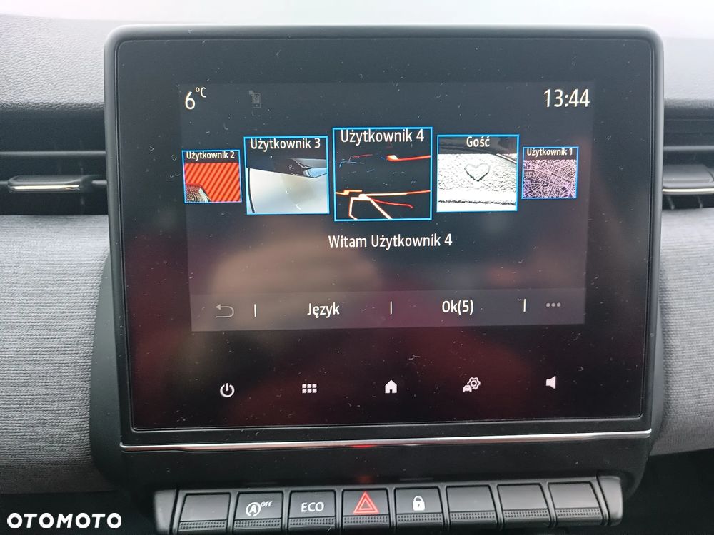 Renault Clio 1.0 TCe Evolution X-Tronic - 22