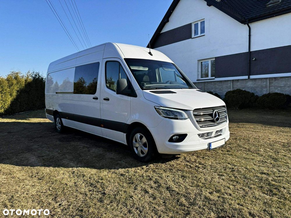 Mercedes-Benz Sprinter - 2