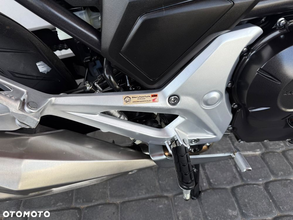 Honda NC - 17