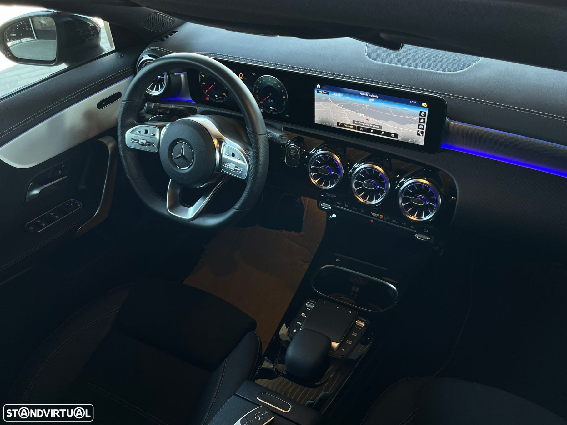 Mercedes-Benz CLA 250 e Shooting Brake AMG Line - 29