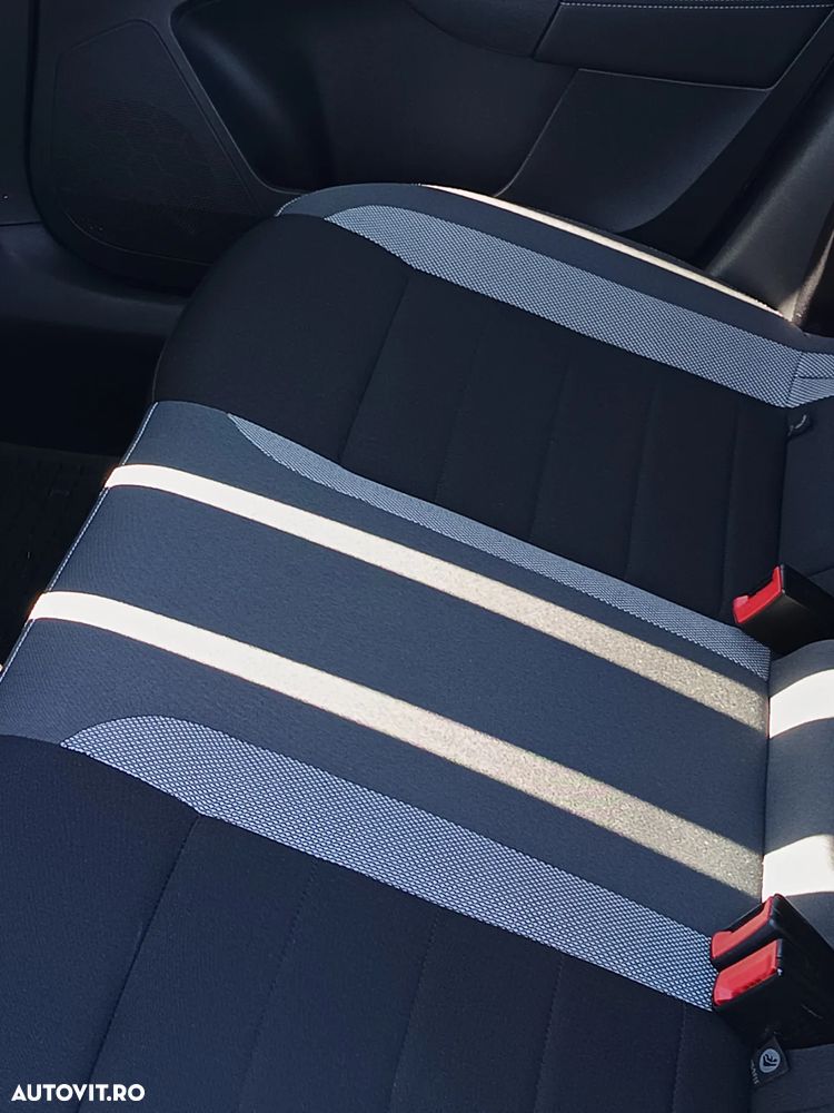 Skoda RAPID 1.2 TSI Style - 7