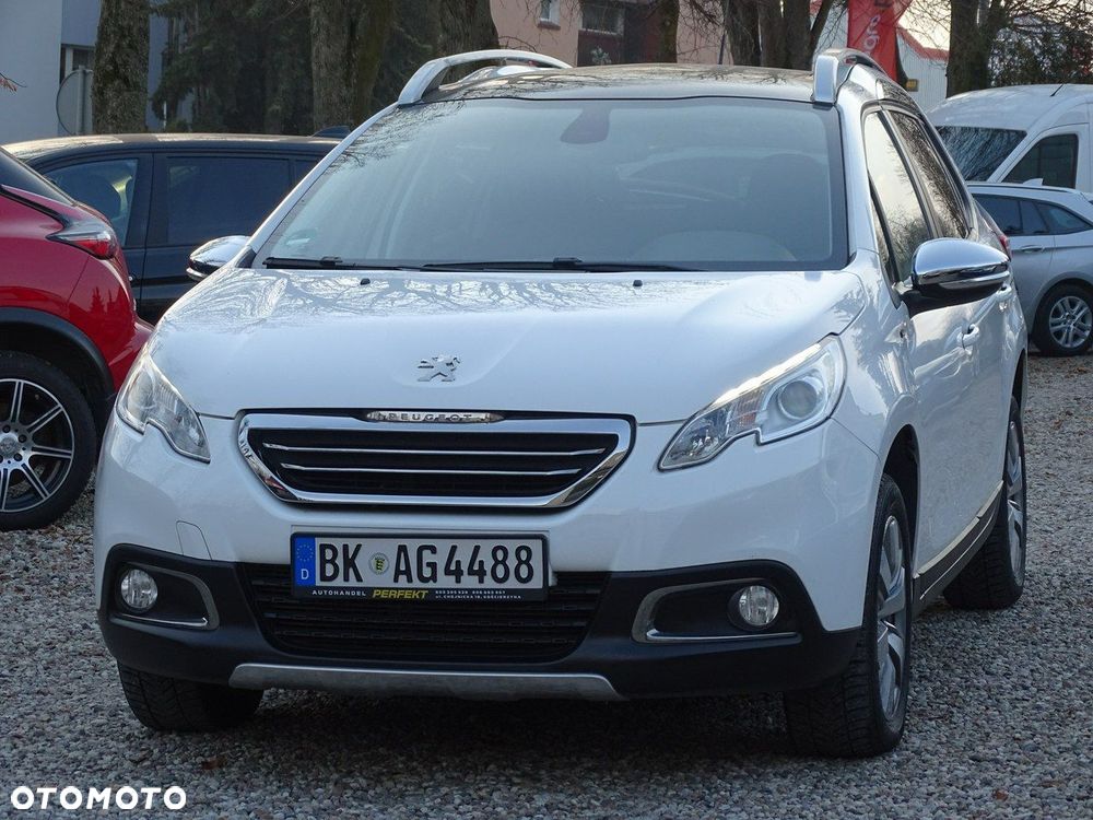 Peugeot 2008 1.2 Pure Tech Style - 6