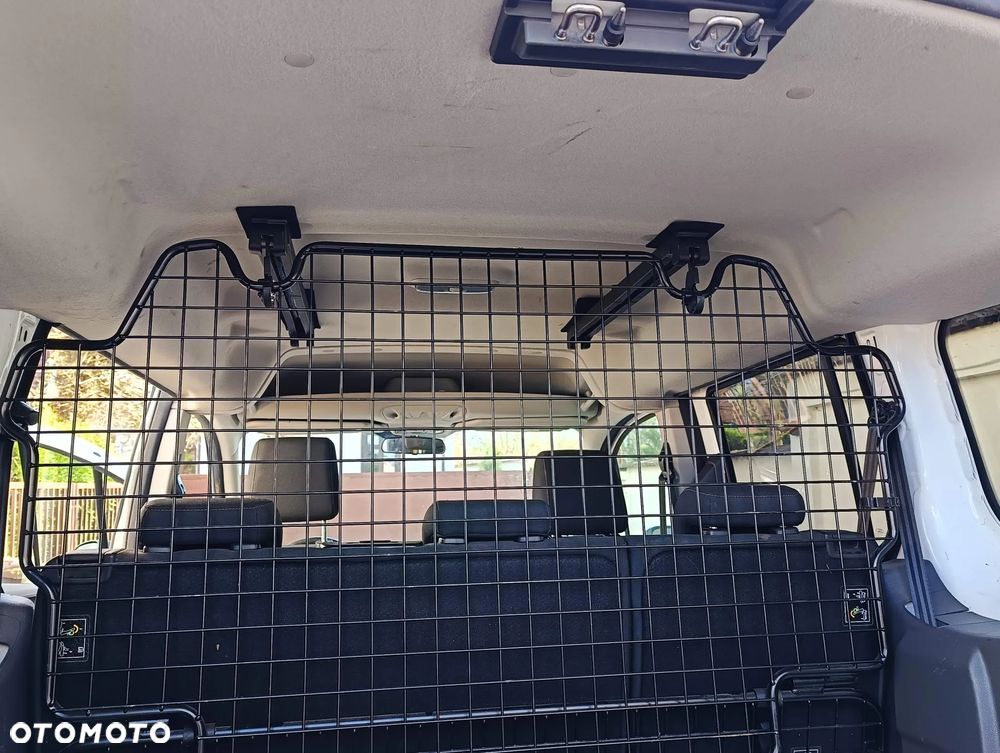 Ford Tourneo Connect 1.5 EcoBlue Start-Stop Trend - 16