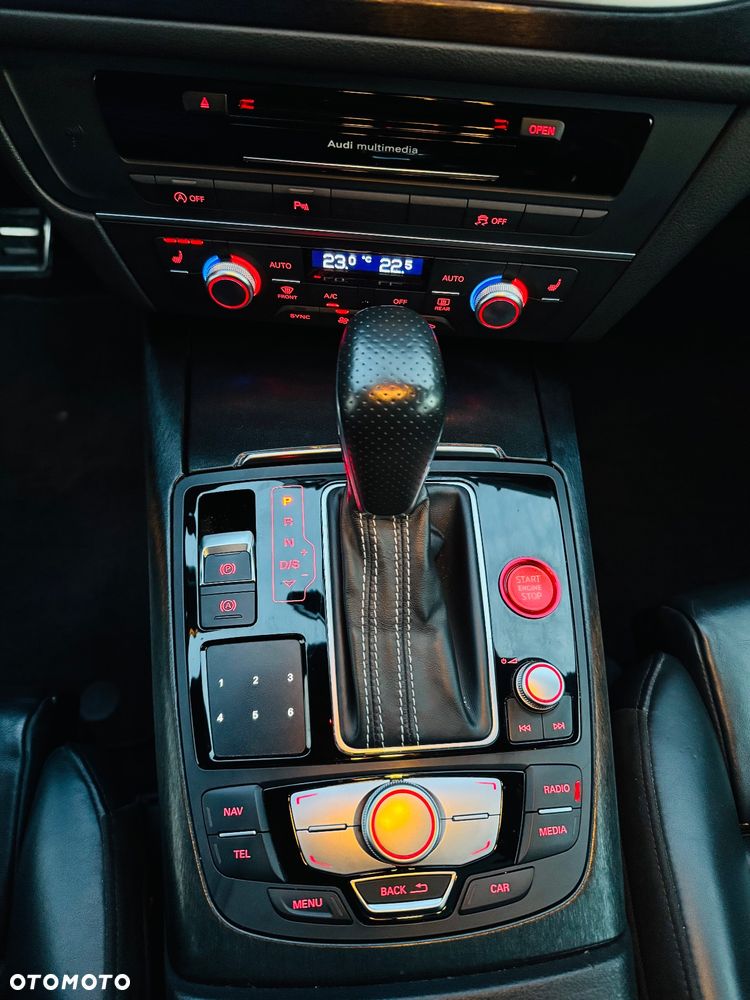 Audi A6 Avant 2.0 TDI Quattro S tronic - 25