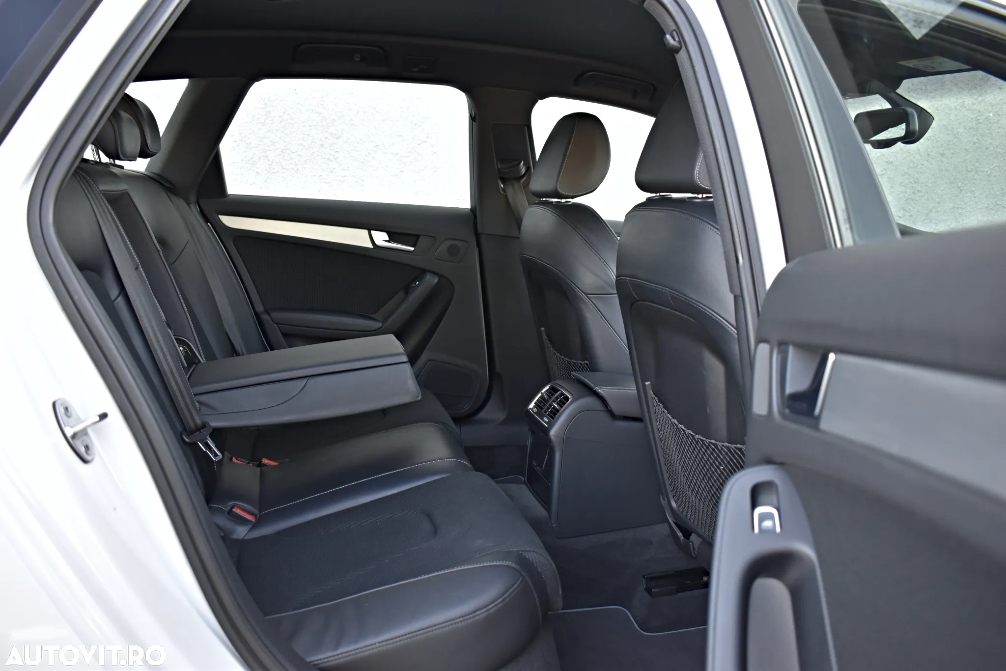 Audi A4 Avant 2.0 TDI DPF clean diesel multitronic Ambition - 12