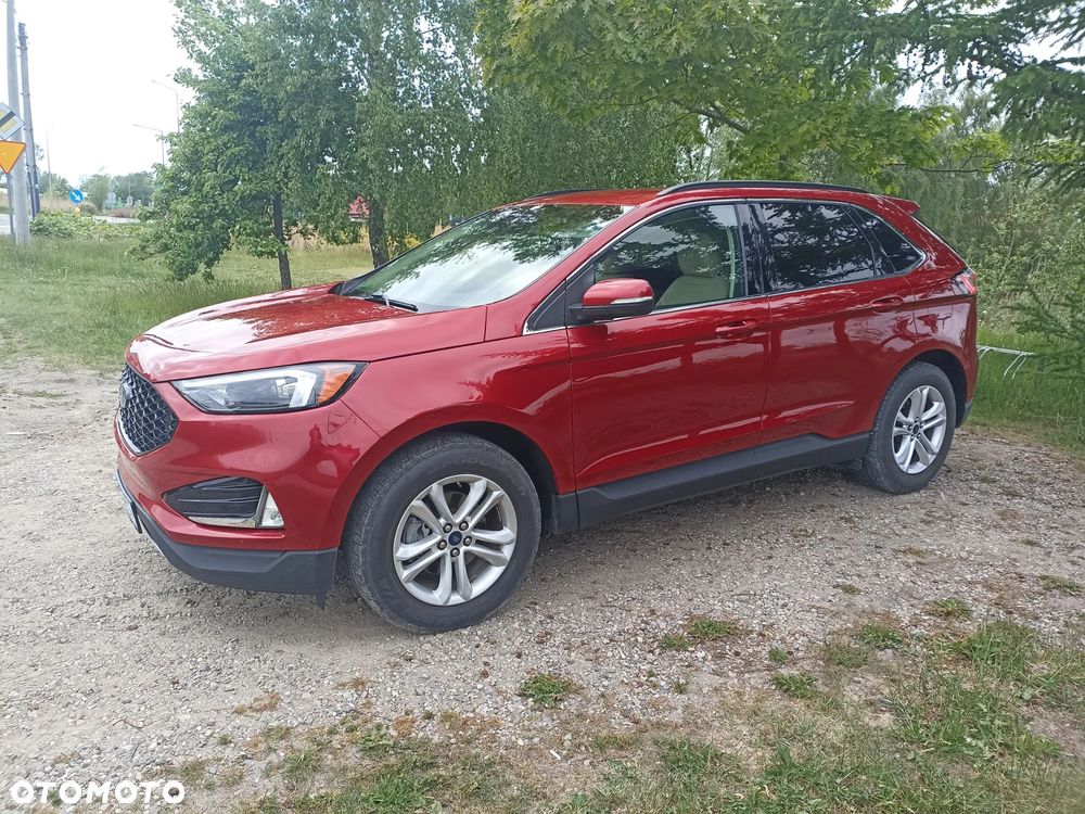 Ford Edge - 2