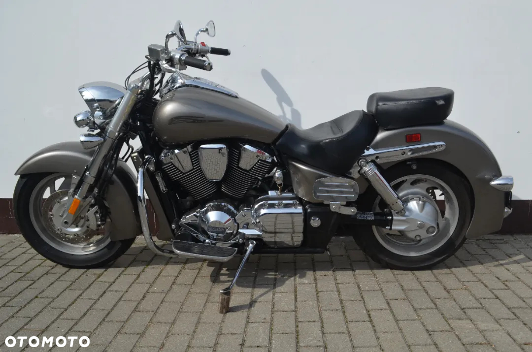 Honda VTX - 3