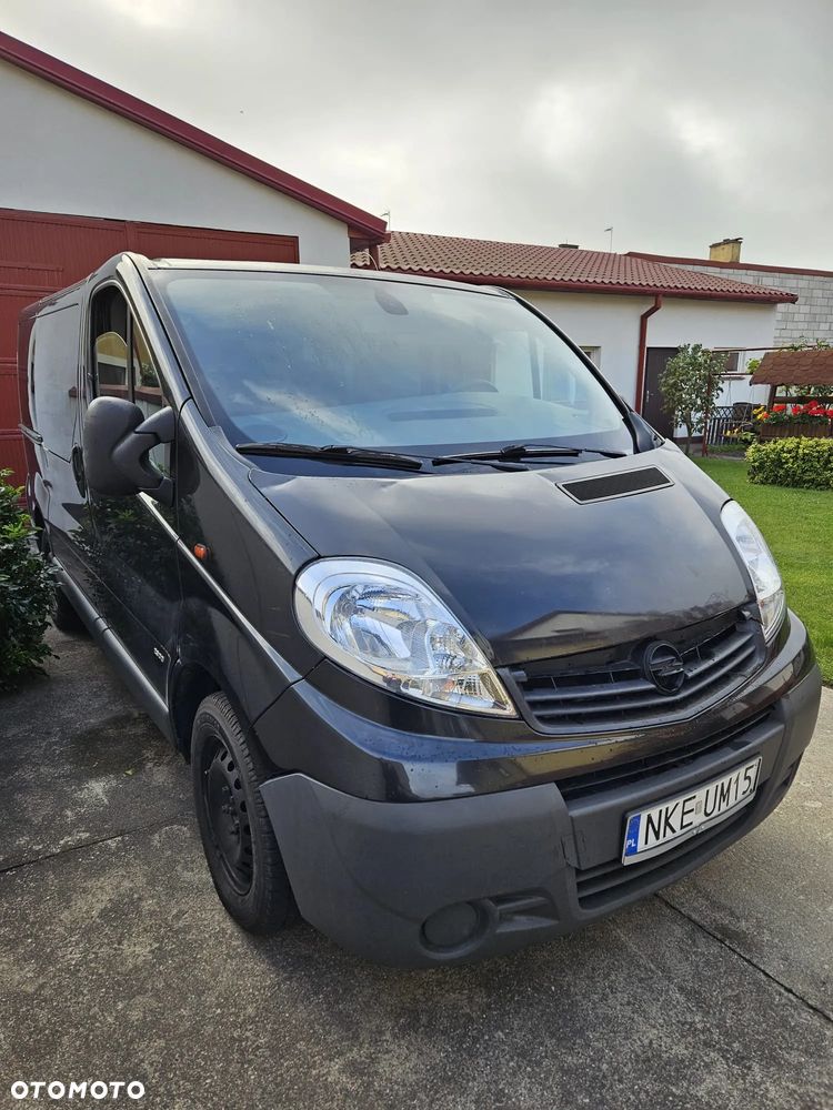 Opel Vivaro - 1