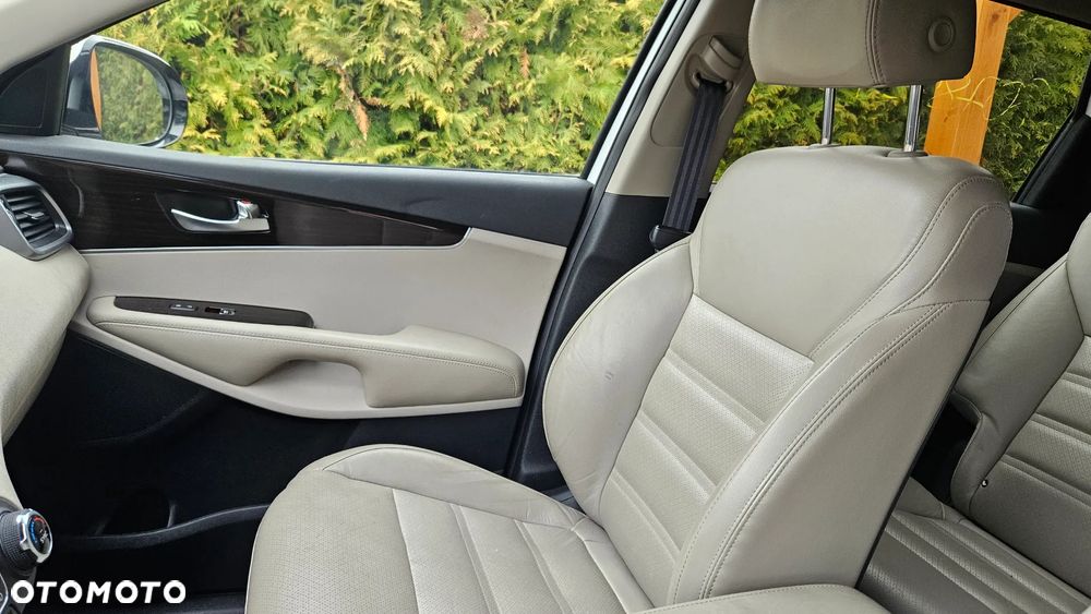Kia Sorento - 7