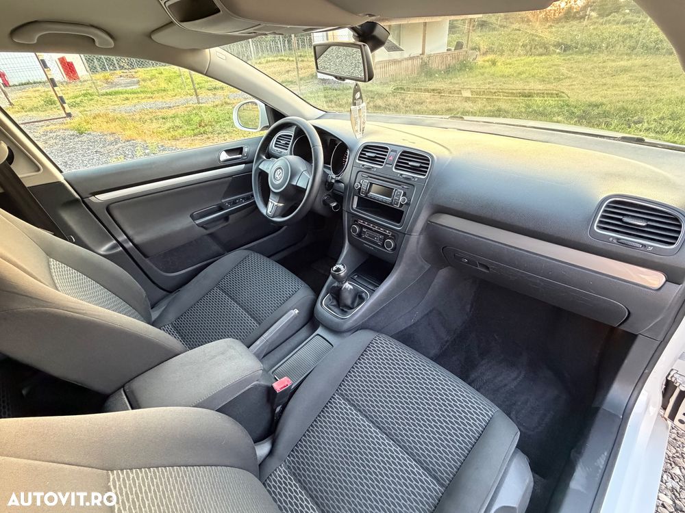 Volkswagen Golf 1.6 TDI DPF Comfortline - 6