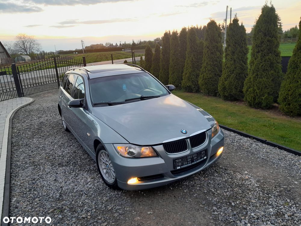 BMW Seria 3 - 1