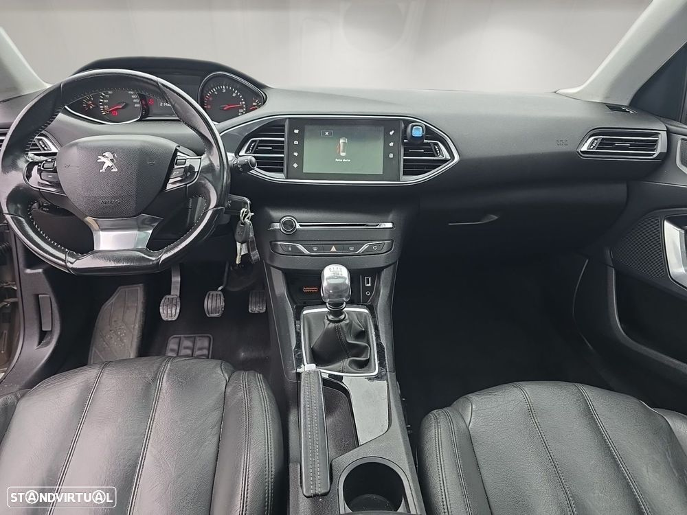 Peugeot 308 SW 1.6 e-HDi Allure - 9