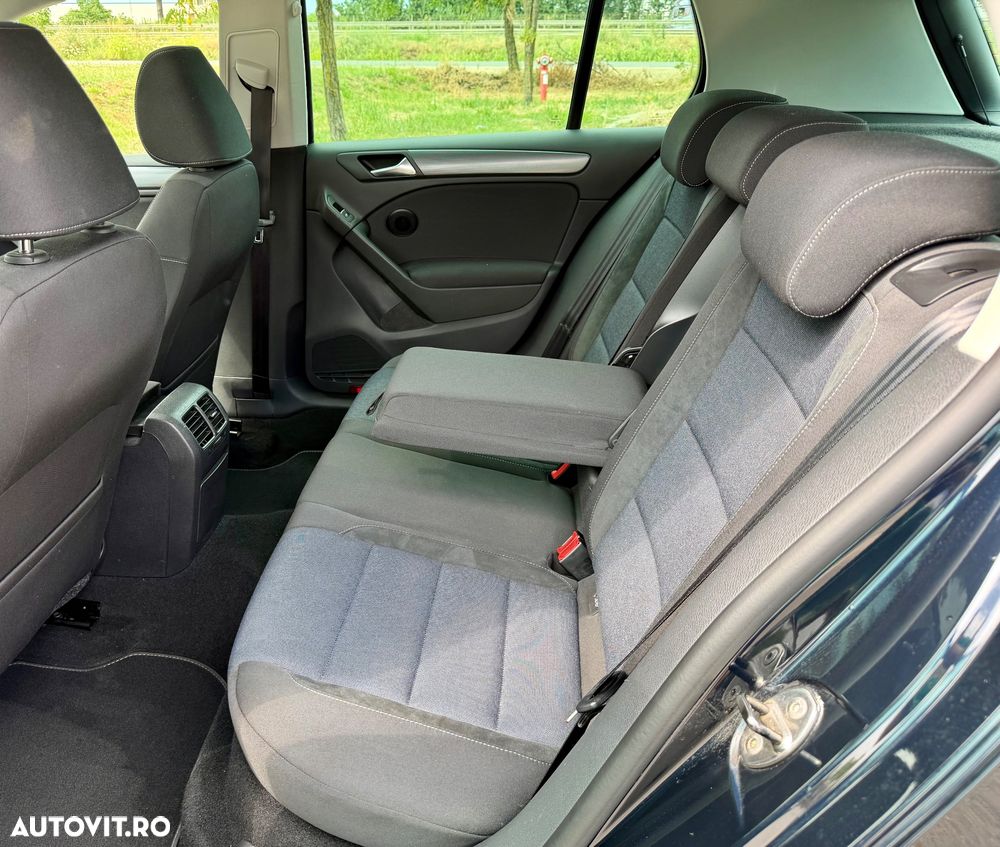 VOLKSWAGEN Golf 2012 — imagine 23