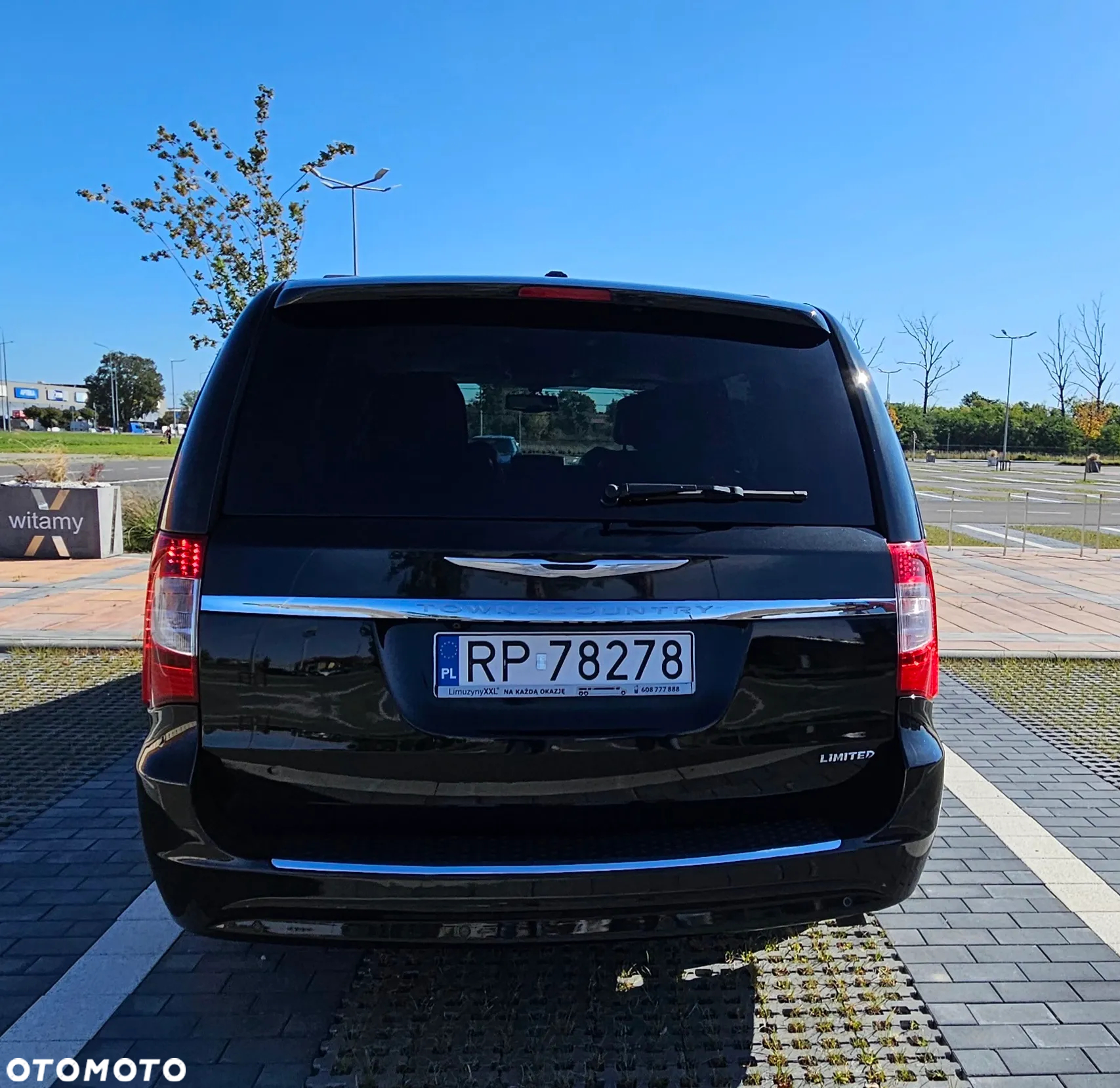 Chrysler Town & Country 3.6 Limited - 5