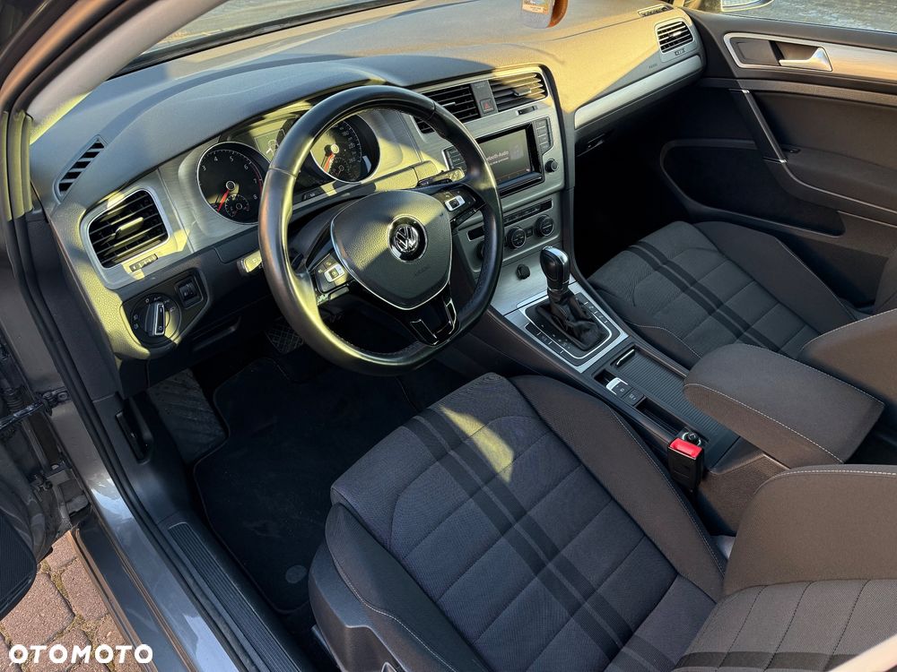 Volkswagen Golf 1.2 TSI DSG Comfortline - 19