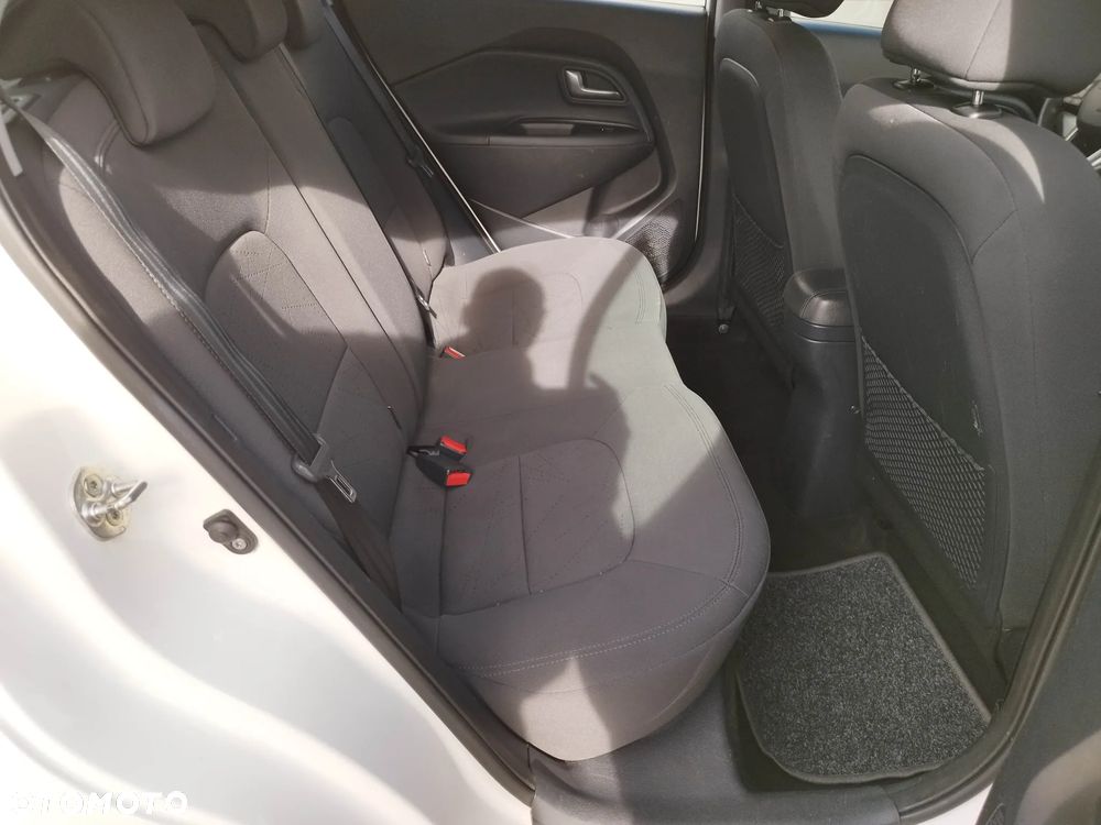 Kia Rio 1.2 Business Line - 23