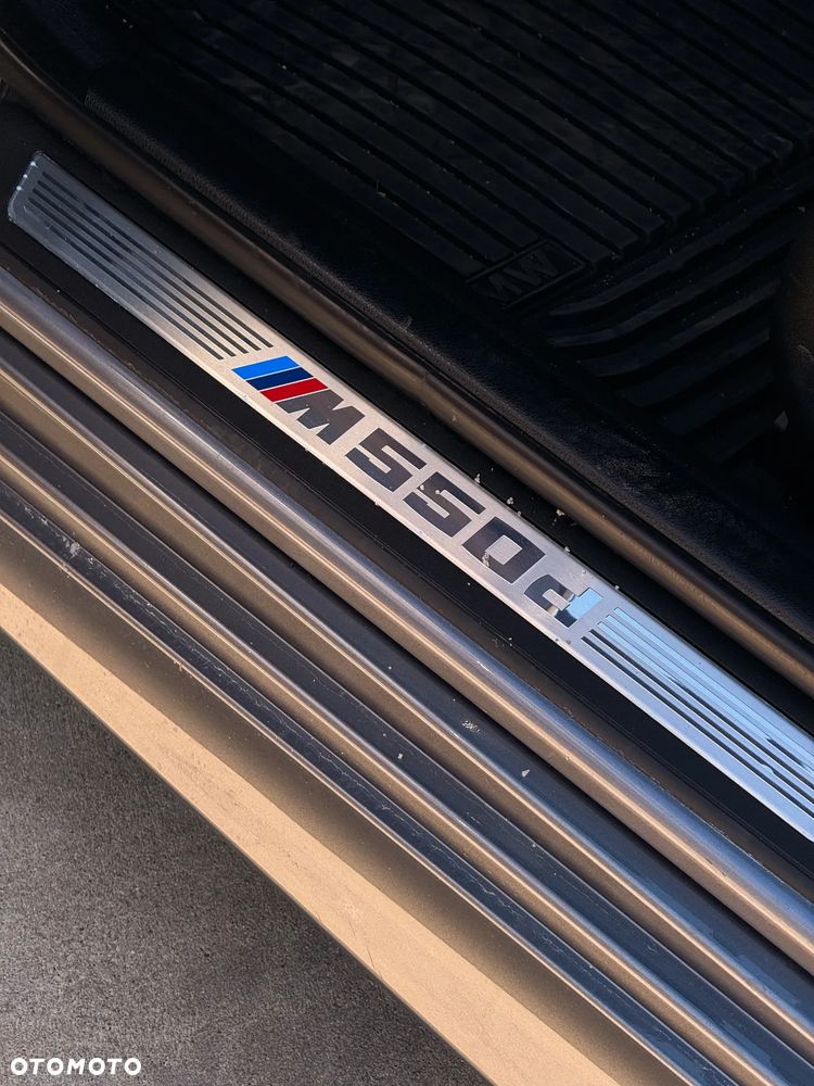 BMW Seria 5 M550d xDrive - 11