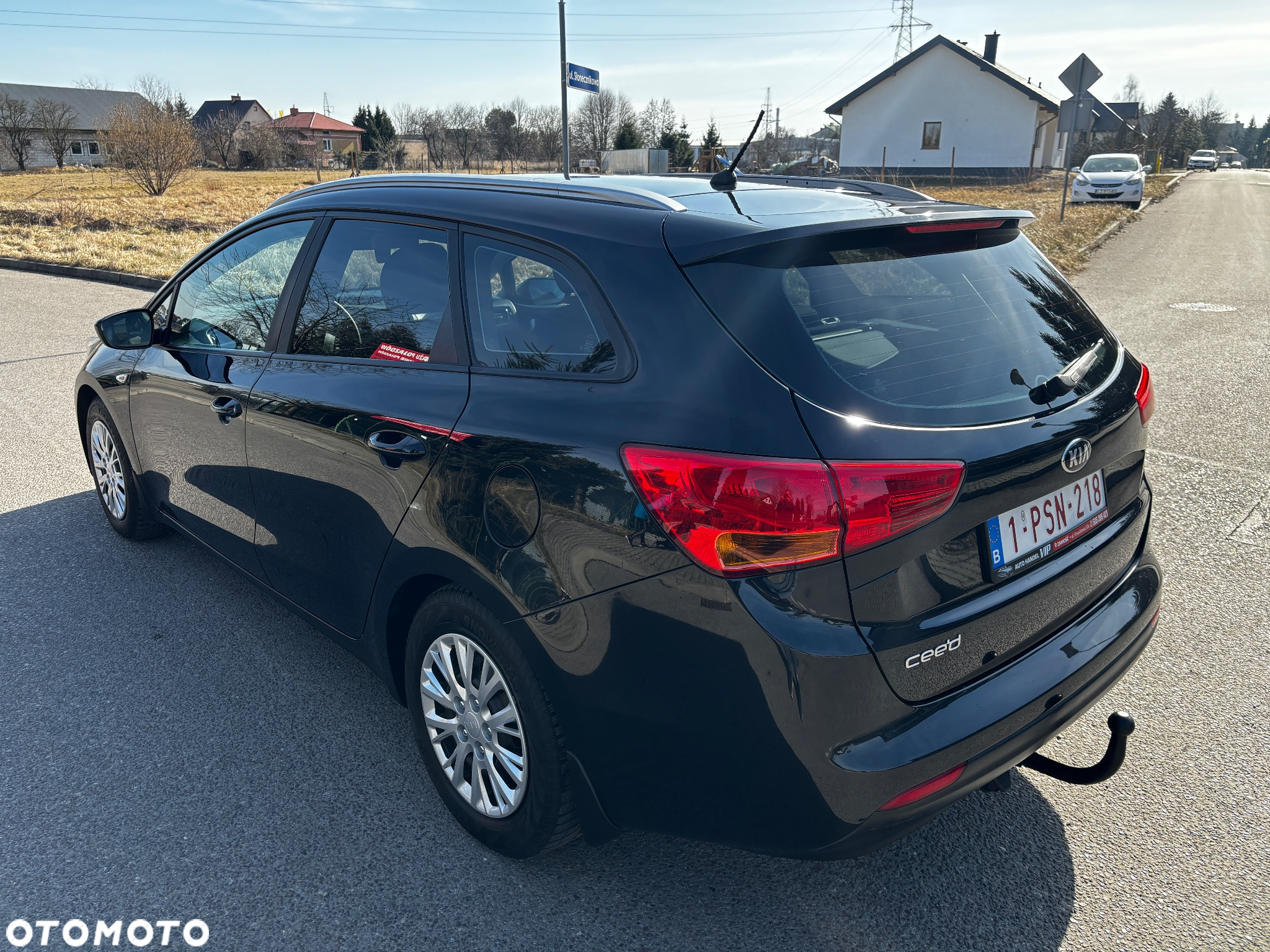 Kia Ceed 1.6 GDI Dream Team Edition - 6