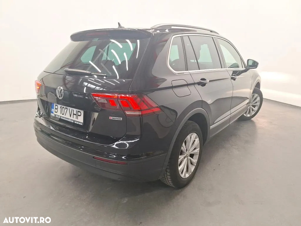 Volkswagen Tiguan 2.0 TDI 4Mot DSG Comfortline - 2